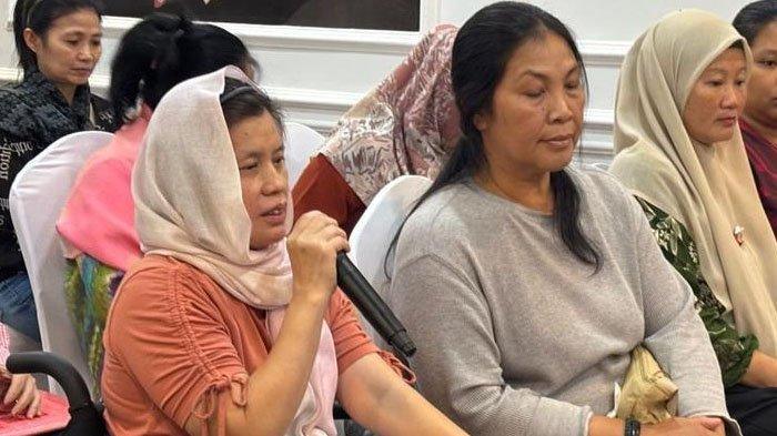 PEMAIN SIRKUS DISIKSA: Tangkapan layar momen viral di media sosial sosok pemain sirkus yang curhat pilu yang mengalami penyiksaan hingga dikurung di kandang macan saat bekerja.