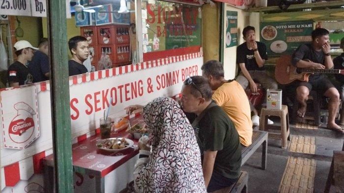 Es Sekoteng Boper, kuliner Bogor legendaris yang diminati masyarakat, tak hanya warga Bogor tapi juga dari daerah lain.