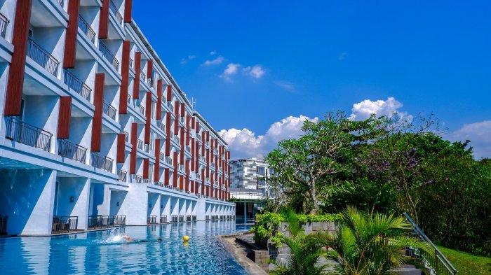 Konsep bangunan modern dan elegan di R Hotel Rancamaya, menjadi hotel di Bogor yang bisa dikunjungi dengan keluarga . 