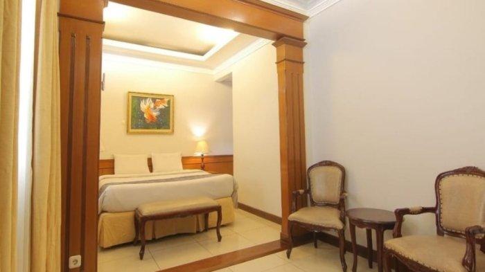 Sahira Butik Hotel, hotel di Bogor dengan konsep syariah ini memiliki lokasi strategis dengan restoran yang terletak di rooftop hotel.