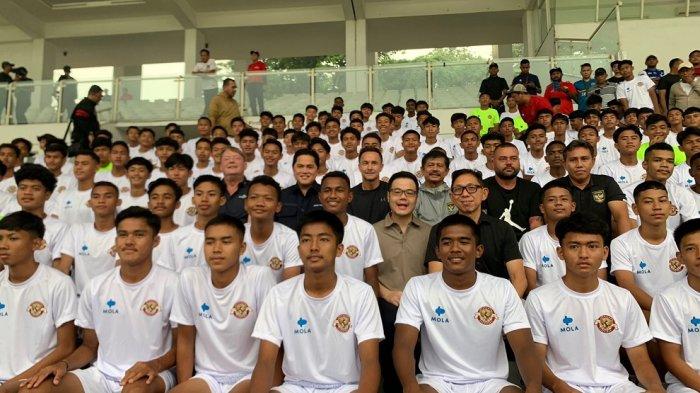 Suasana sesi foto bersama seleksi Timnas Indonesia U-17.