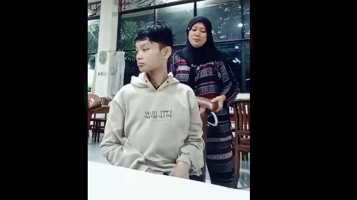 Siti TKI ungkap nazarnya jika berhasil adopsi Sha Wang, anak majikan disabilitas yang selama 4 tahun diasuhnya