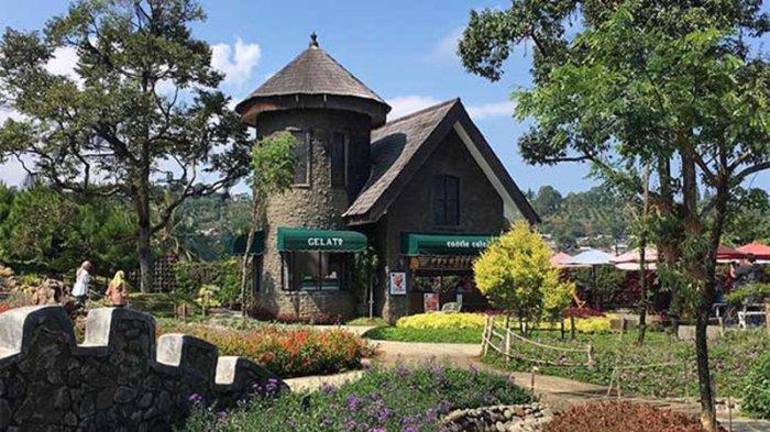 The Ranch Puncak Bogor, tempat wisata yang suguhkan suasana dengan bangunan ala Eropa salah satunya Gelato Castle Café bisa dijadikan spot foto kamu.
