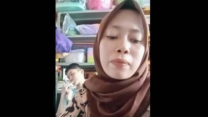 Curhat Siti TKI jelang kepulangan Sha Wang tanggal 5 Juli 2023. Siti menyebut pihak Taiwan sudah siapkan strategi agar bisa bertemu kakak Sha Wang