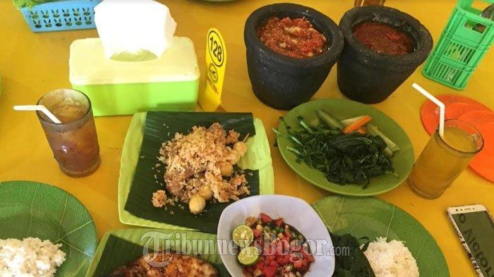 Warung Sunda Sambal Dower, kuliner Bogor yang direkomendasikan untuk pecinta pedas.