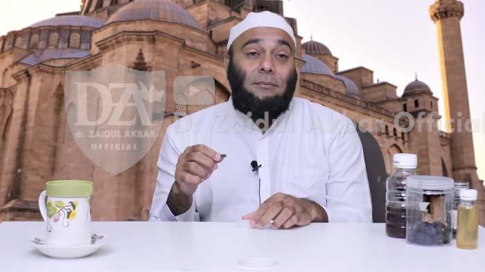 dr Zaidul Akbar mengurai manfaatn luar biasa buah nanas yang tak banyak diketahui orang. Ternyata bisa redakan dua penyakit serius.