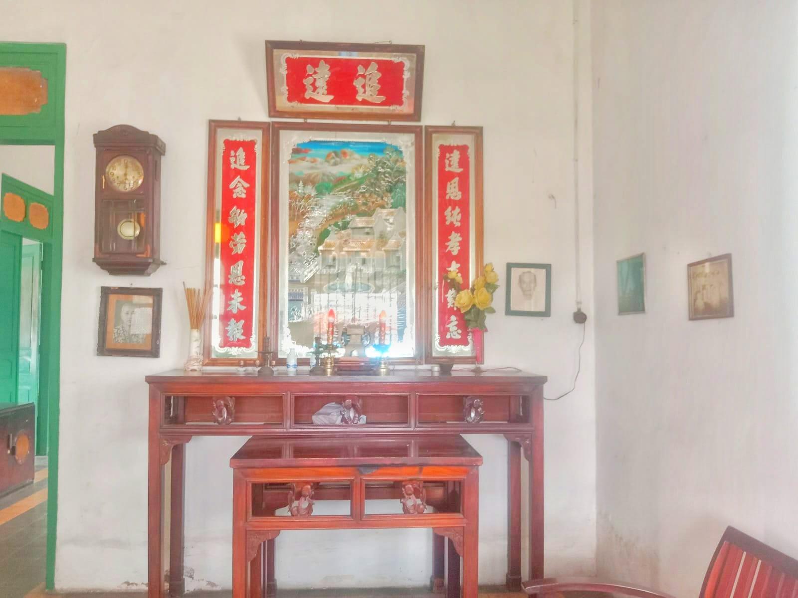 Penampakan Rumah Bek Abot, tempat wisata bersejarah yang menyimpan cerita perjalanan masyarakat Bogor dan peninggalan masa kolonial Belanda.