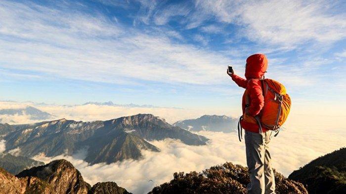 5 Arti Menakjubkan Melihat Gunung Dalam Mimpi: Pertanda Keberuntungan dan Kesuksesan