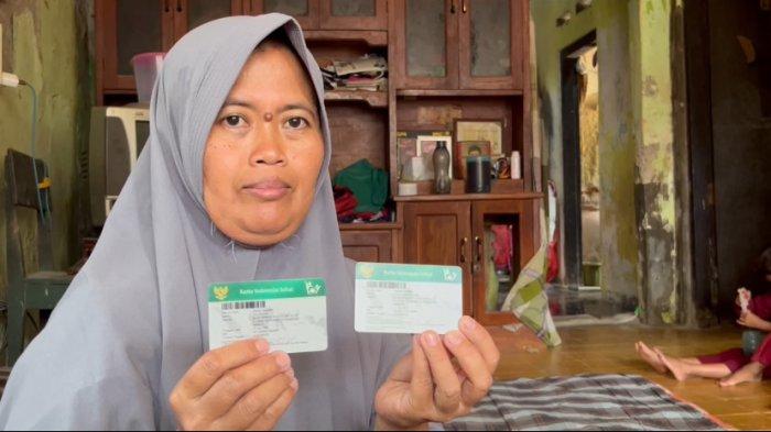 Anita atau Ani Triana warga yang disebutkan Lucky Hakim tidak tercover BPJS walau punya anak stunting saat debat Pilkada saat ditemui dikediamannya di Desa Krimun, Kecamatan Losarang, Kabupaten Indramayu, Jumat (8/11/2024)