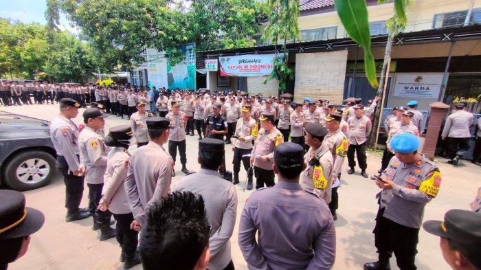 Apel pengamanan menjelang sidang vonis pimpinan Ponpes Al Zaytun, Panji Gumilang yang dilakukan Polres Indramayu, Rabu (20/3/2024)