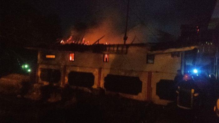 Kabakaran di SMA Negeri 1 Indramayu, Jumat (15/9/2023) malam.