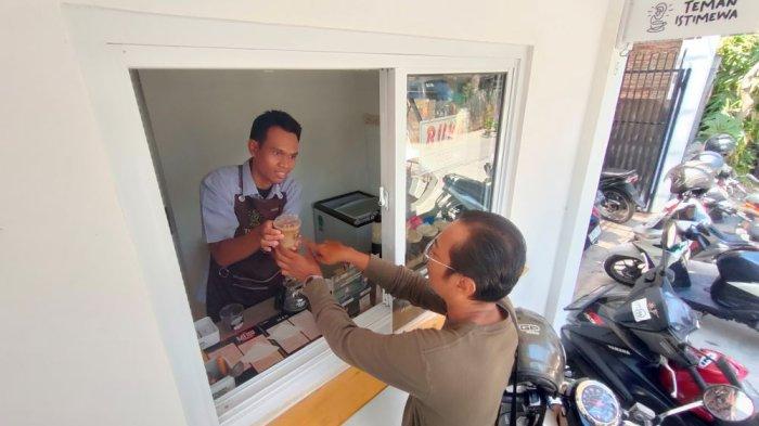 Kafe Teman Istimewa Coffee di Jalan Istiqomah Indramayu, Minggu (8/10/2023)