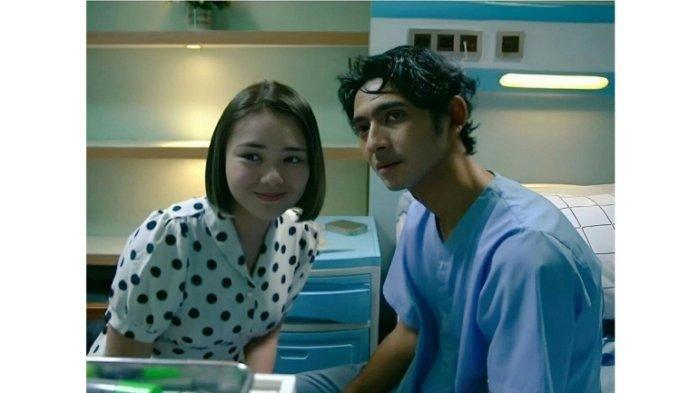 LAMA Tak Syuting Bareng, Ini Potret Mesra Arya Saloka dan Amanda Manopo, Saling Senyum