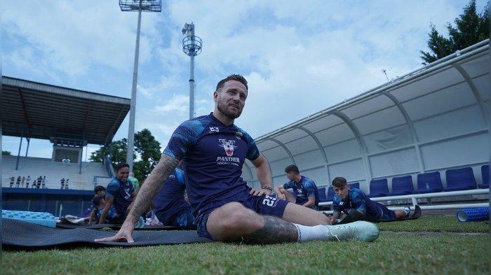 Marc Klok kembali berlatih bersama Persib Bandung setelah membela Timnas Indonesia.