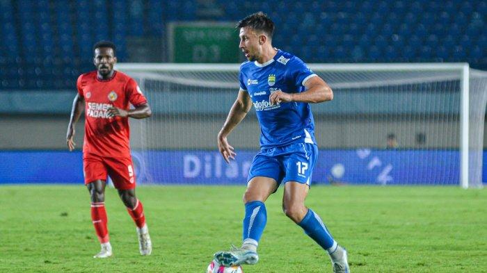 Mateo Kocijan, pemain serba bisa milik Persib Bandung.