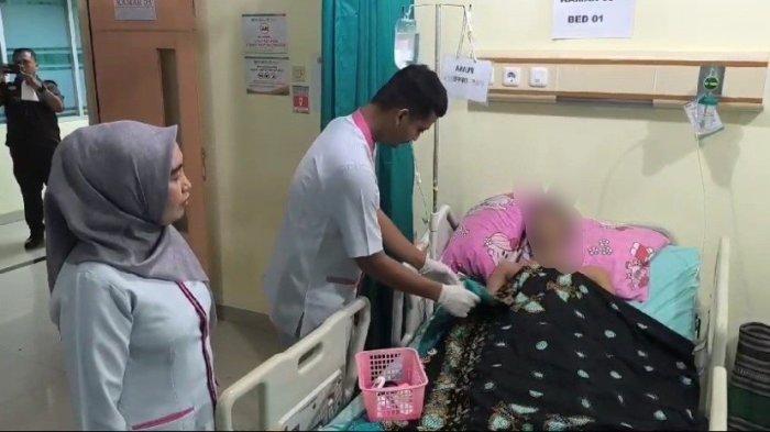 SH saat menjalani perawatan di RSUD Indramayu, Selasa (25/6/2024).