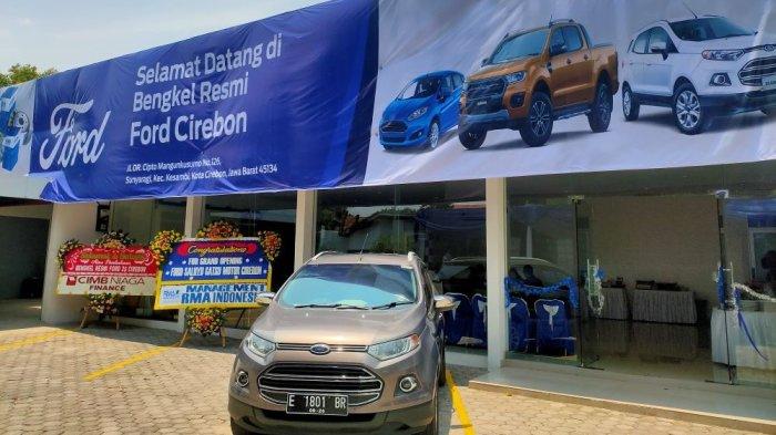Produsen mobil asal Amerika Serikat, Ford resmi membuka bengkel resmi di Kota Cirebon./ Pembukaan itu dilakukan secara seremoni dengan menghadirkan petinggi dari Rochester Midland Asia (RMA), selaku pemegang merek Ford di Indonesia yang bekerjasama dengan PT Saluyu Gatsu Motor Ford Bandung, Kamis (2/11/2023).
