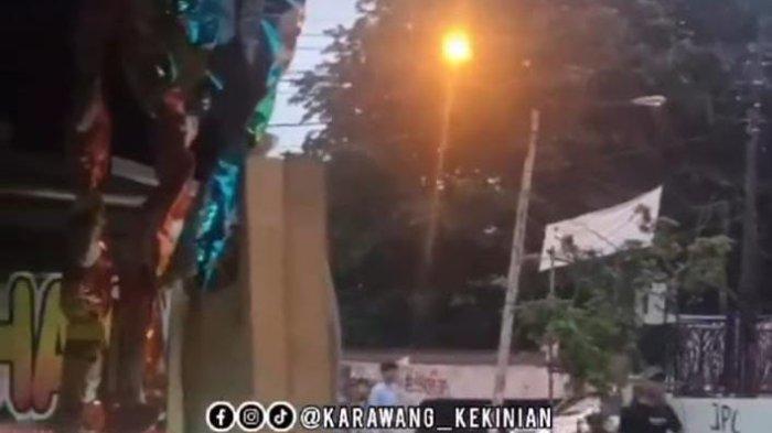 Suporter Persija Jakarta dan Persib Bandung terlibat bentrok di Sawangan Depok, ini penyebabnya