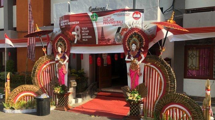 gapura 17 agustus dari bambu 2