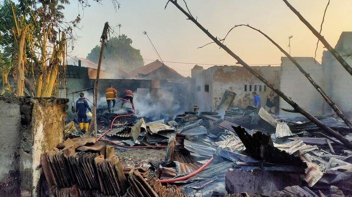 Kronologi Kebakaran Rumah di Mundu Cirebon, Warga Padamkan Api Sebelum Damkar Tiba