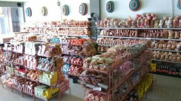 oleh-oleh makanan di Cirebon terletak di kawasan Kanoman