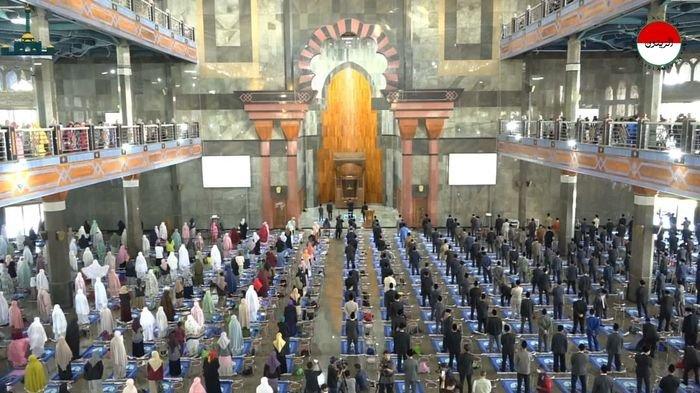 Pelaksanaan salat Idul Adha di Ponpes Al Zaytun Indramayu, Kamis (29/6/2023).