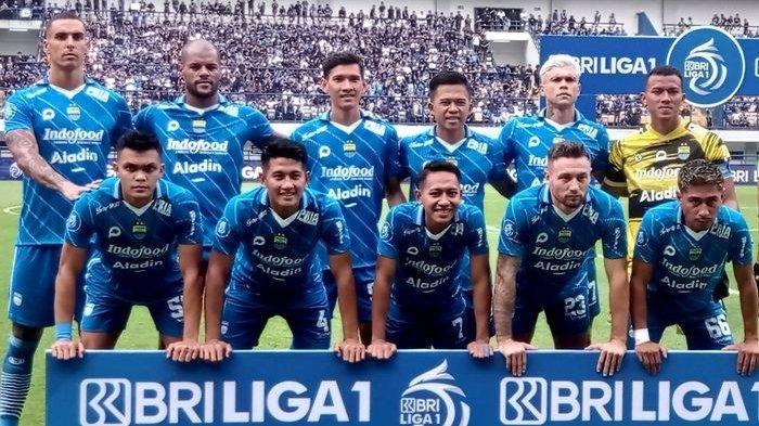 Starting eleven Persib Bandung saat menjamu Madura United di pekan pertama Liga 1 2023-2024 di Stadion Gelora Bandung Lautan Api, Bandung, Minggu (2/7/2023) sore. Laga berakhir dengan skor 1-1.