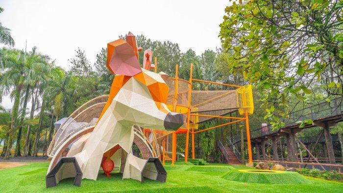 Area Playground untuk permainan anak-anak di Enchanting Valley yang berlokasi di Megamendung, Puncak, Bogor, pada Jumat (24/1/2025).