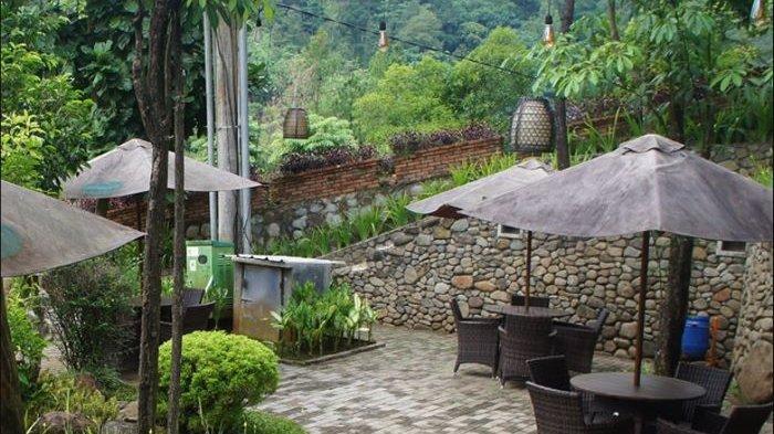 Orabica Cafe di Kampung Turis Education & Eduventure di Kabupaten Karawang