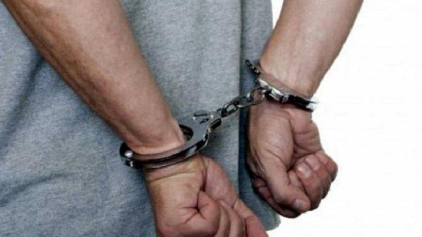 Polisi Tangkap Pria yang Diduga Pamer Senpi Sambil Ngaku Bagian 'Ring Satu' di Rangkapan Jaya Depok