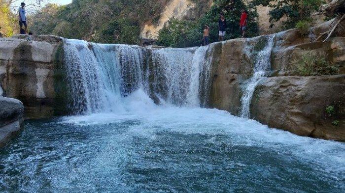 DESTINASI WISATA - Air Terjun Tanggedu di Sumba Timur, Pulau Sumba, NTT.