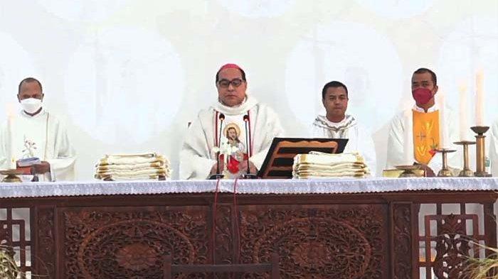 Surat Natal 2025, Uskup Siprianus Ajak Umat Berpartisipasi Aktif dalam Sinode IV