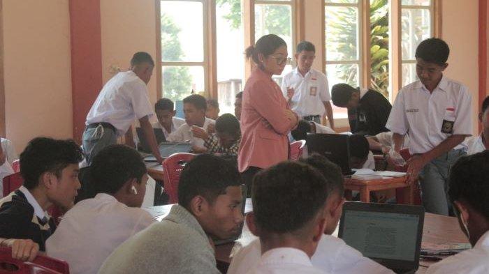 Suasana di Ruang Kelas Seminari Mataloko
