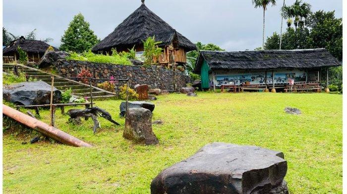 Labuan Bajo Kampung Budaya Compang To'e Melo pemandangan alam hijau