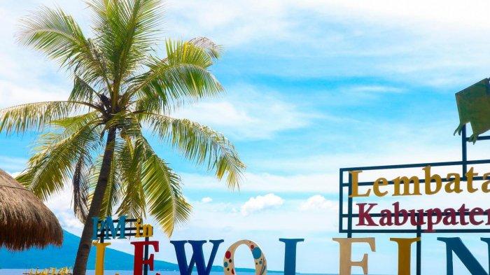 DESTINASI WISATA - Pantai Lewolein, Lembata, NTT.