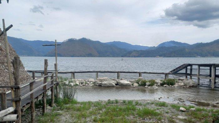 Danau Lut Tawar di Takengon, Aceh Tengah.