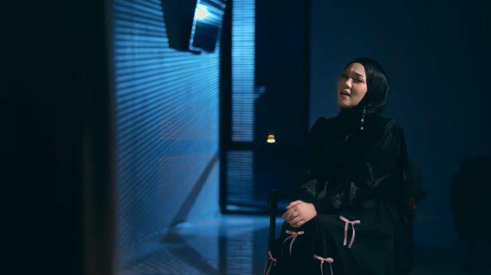 Lirik Lagu Minang Terbaru Tungkek Mambaok Rabah 2 By Fauzana Trending