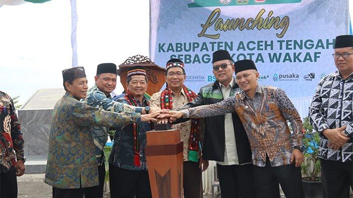 Semarang Resmi Jadi Kota Wakaf