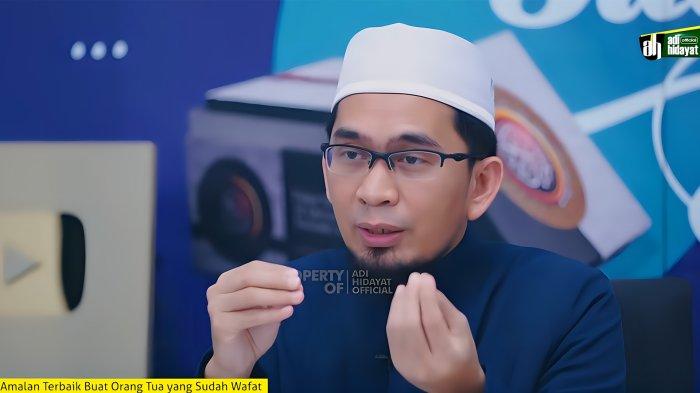 Ustadz Adi Hidayat Amalan Terbaik Yang Dapat Dikirimkan Kepada Orang