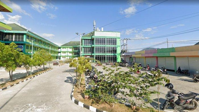 Potret STMIK Ichsan Gorontalo. Kampus ini kini telah digabung ke STIH Gorontalo Utara.