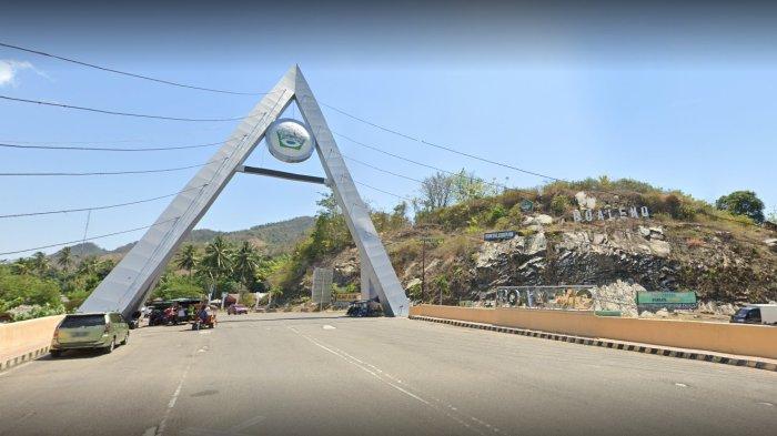 Jembatan Soeharto Boalemo. Jembata ini jadi icon di kabupaten tersebut.