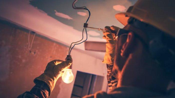 PEMADAMAN LISTRIK GORONTALO -- Pemadaman ini bertujuan untuk meningkatkan keandalan dan keamanan pasokan listrik di wilayah kita. Yuk, siapkan diri dan perangkat pentingmu agar aktivitas tetap lancar!