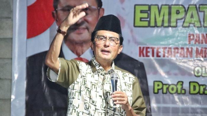 Fadel Muhammad saat menghadiri Sosialisasi Empat Pilar MPR RI di Desa Mustika Kecamatan Paguyangan, Kabupaten Boalemo, Gorontalo pada Rabu (26/4/2023).