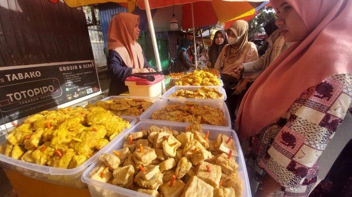 MAKANAN GORENGAN: Foto tahu goreng di kawasan Menara Keagungan Limboto, Kamis (30/3/2023).