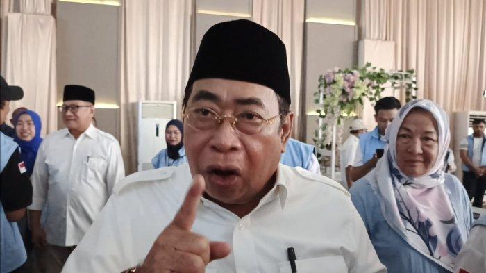 Adhan Dambea saat diwawancarai TribunGorontalo.com seusai debat pertama calon Wali Kota Gorontalo di Grand Sumber Ria, Rabu (23/10/2024).