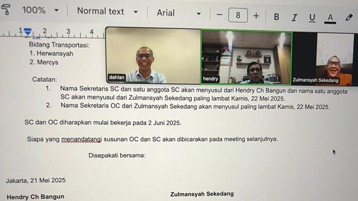 MEETING LANJUTAN - Screenshot memperlihat layar zoom meeting antara anggota Dewan Pers Dahlan Dahi (kiri), Ketua Umum PWI Kongres Bandung, Hendry Ch Bangun, dan Ketua Umum PWI KLB, Zulmansyah Sekedang, Rabu (21/5/2025) malam. Kedua pihak sepakat mengenai Panitia Kongres Persatuan.