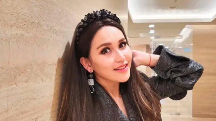 Ayu Ting Ting: Sisi Pribadi yang Jarang Terlihat, Dibongkar oleh Kiky