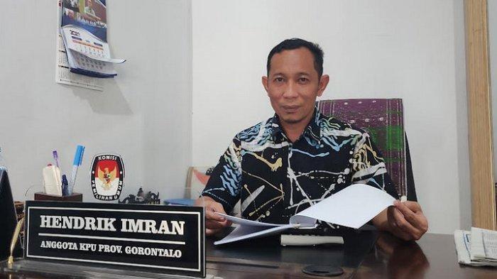 Divisi Teknis Penyelenggara dari KPU Provinsi Gorontalo, Hendrik Imran