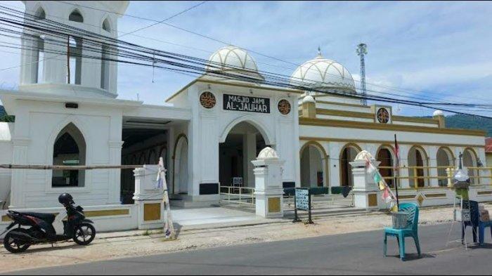 MASJID AL-JAUHAR - Foto masjid Al Jauhar di Kampung Bugis, Kecamatan Kota Timur, Kota Gorontalo, Minggu (16/2/2025). Masjid ini sempat jadi tempat persembunyian terduga pelaku pencurian motor. (TribunGorontalo.com/Arianto Panambang).