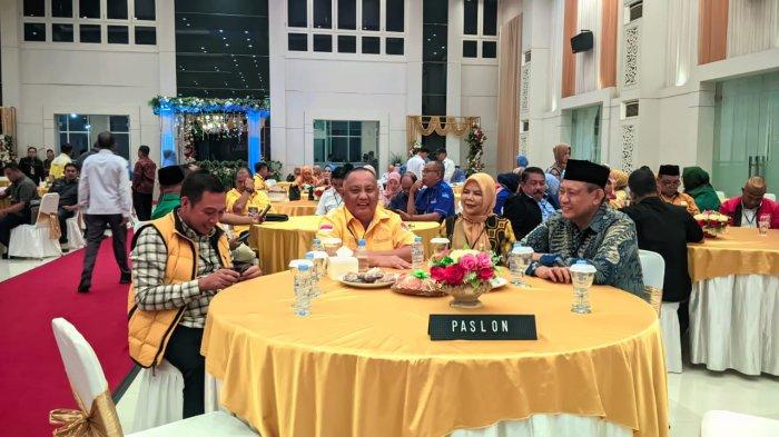 Gusnar Ismail dan Idah Syahidah ditetapkan menjadi Gubernur dan Wakil Gubernur Gorontalo dalam Rapat Pleno Terbuka Penetapan Pasangan Calon Gubernur dan Wakil Gubernur (Cagub-Cawagub) di Gedung Grand Place Convention Center (GPCC), pada waktu sekira pukul 20.30 Wita, Kamis (9/1/2024).